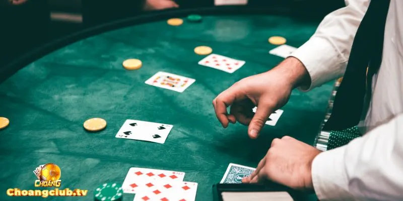 Giới thiệu live casino Poker tại Choáng club